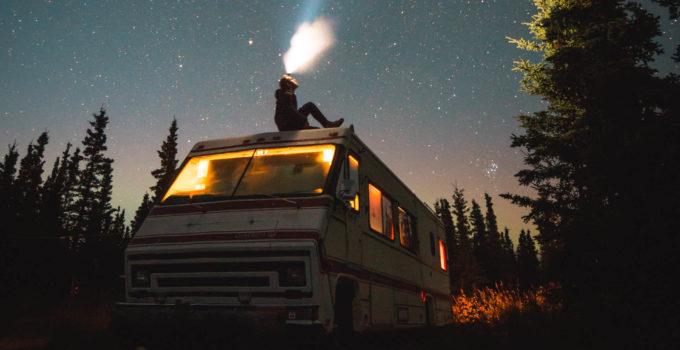 lampe-frontale camping car