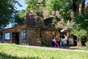 Camping convivial à Sarlat, le site rêvé