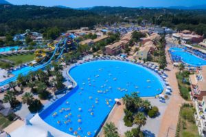 5 destinations camping avec parc aquatique en France