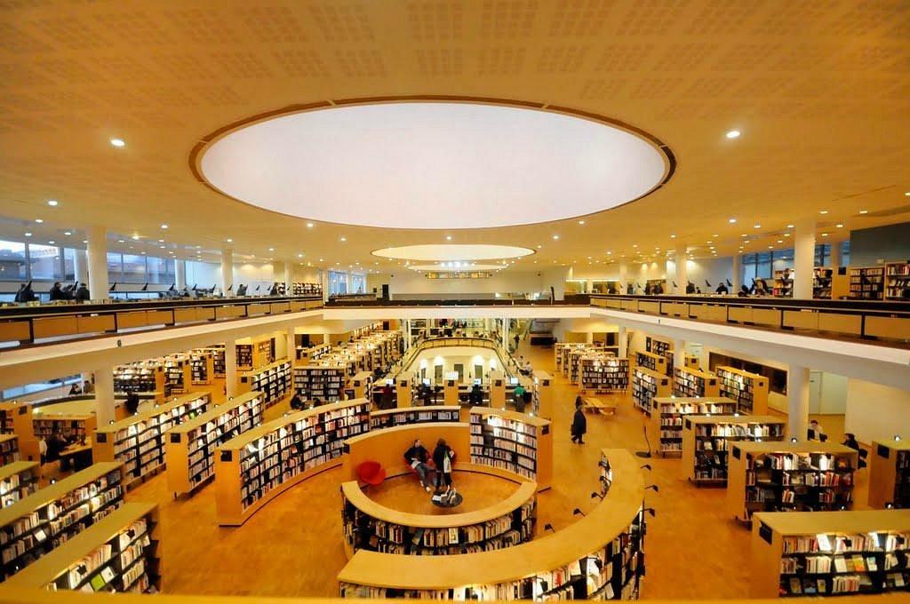 Bibliothèque francophone Limoges