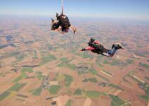 Comment se passe un saut en parachute ?