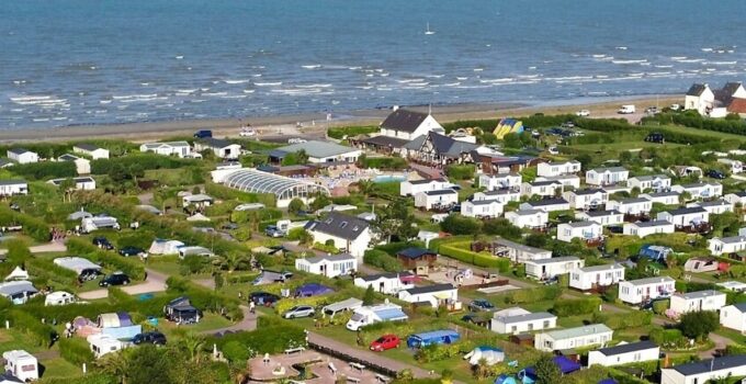 Présentation du camping 5 étoiles en bord de mer Le Cormoran