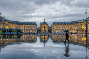 Que faire quand il pleut à Bordeaux ? Les plaisirs bordelais qu’on remarque enfin quand le soleil disparaît
